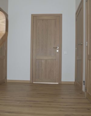 Solid oak wood door