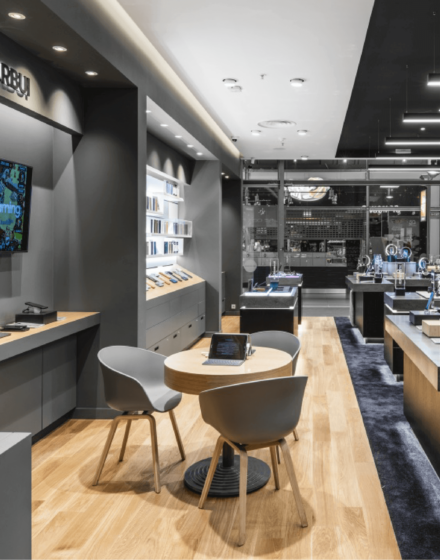 Enhancing Customer Experience: The Design of Samsung Experience Store Features Light Oak Flooring