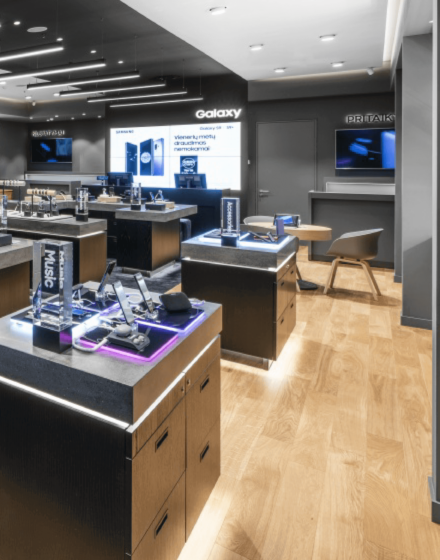 Enhancing Customer Experience: The Design of Samsung Experience Store Features Light Oak Flooring