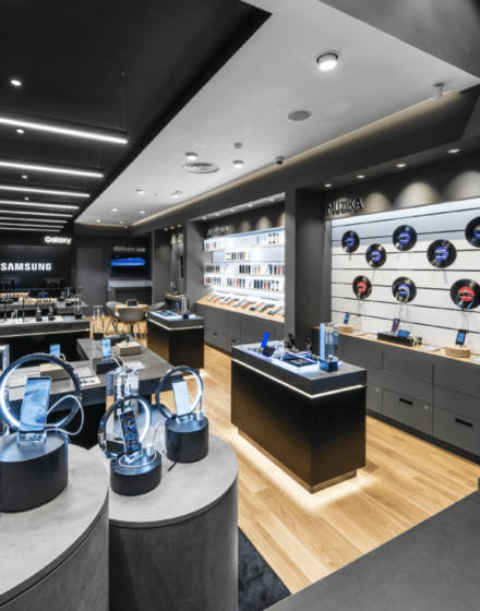 Enhancing Customer Experience: The Design of Samsung Experience Store Features Light Oak Flooring