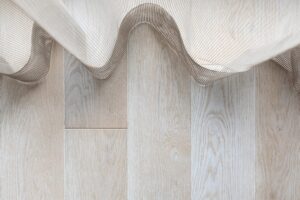 How to Maintain and Renew Oak Flooring? Experts Advice