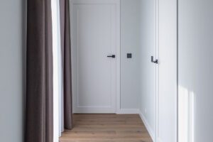 Scandinavian Style Oak Doors: A Gift for Minimalism Enthusiasts